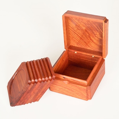 图片 盒装茶杯垫（缅甸花梨）